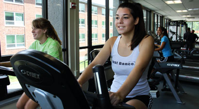 Photo of SUNY Plattsburgh students working out in the Fitness Center