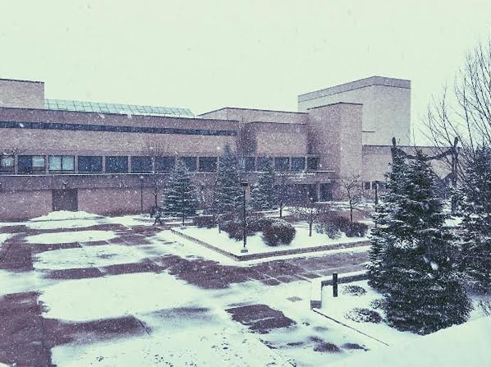 Photo of SUNY Plattsburgh camnpus in winter by kellyybauer