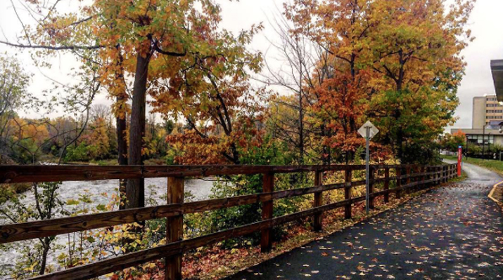 Photo of SUNY Plattsburgh camnpus in Fall by lucy.eny