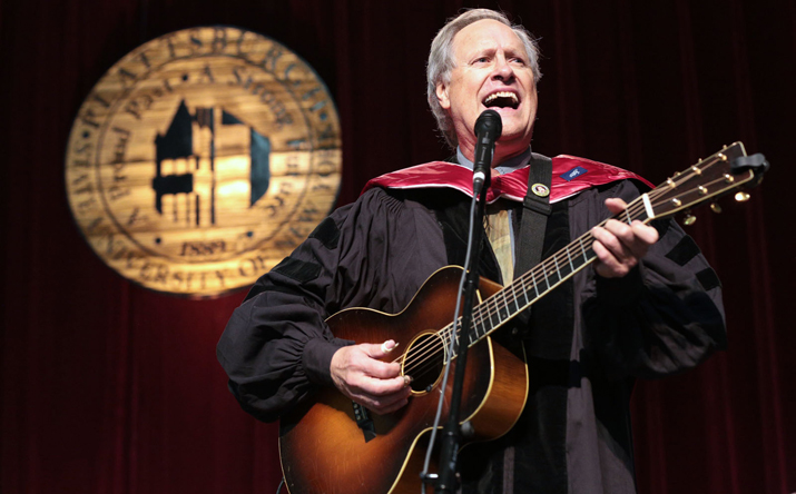 Tom Chapin on stage.