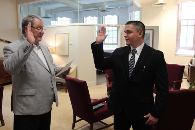 Ettling swears in Kyle Carter