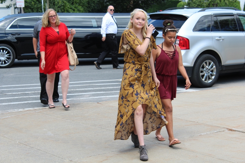 leaving limo