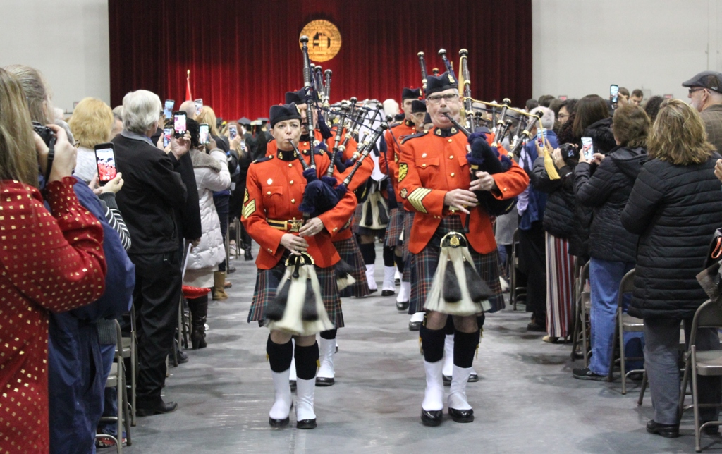 bagpipers winter 2019 commencement