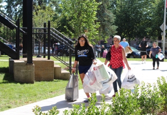 Students Welcomed to Campus for 2021-2022 Academic Year