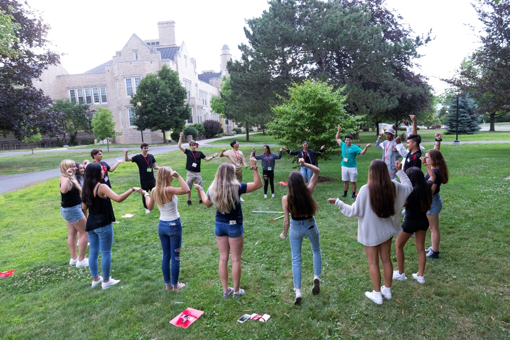 summer orientation games on hawkins lawn