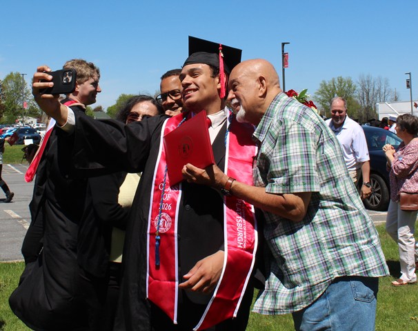 dad grad selfie